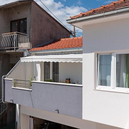 Apartment Roko Trogir Buitenkant foto
