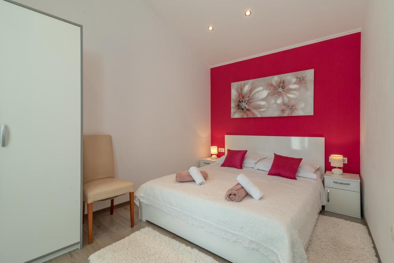 Apartment Roko Trogir Buitenkant foto