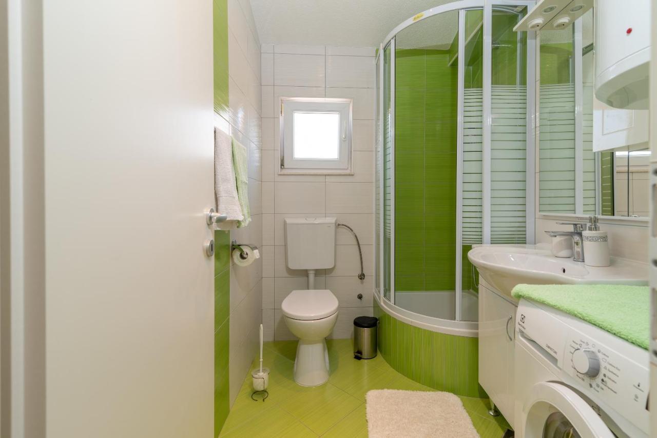 Apartment Roko Trogir Buitenkant foto