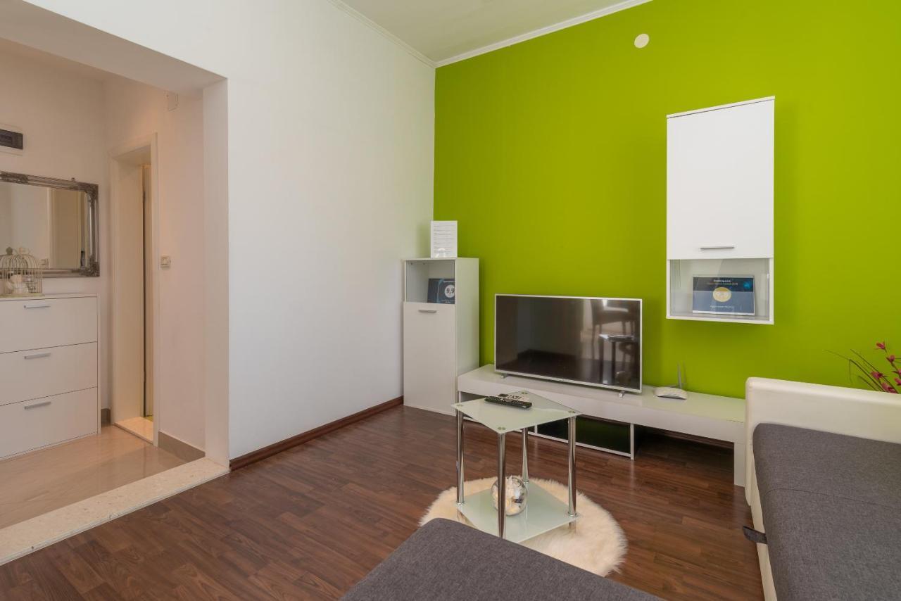 Apartment Roko Trogir Buitenkant foto